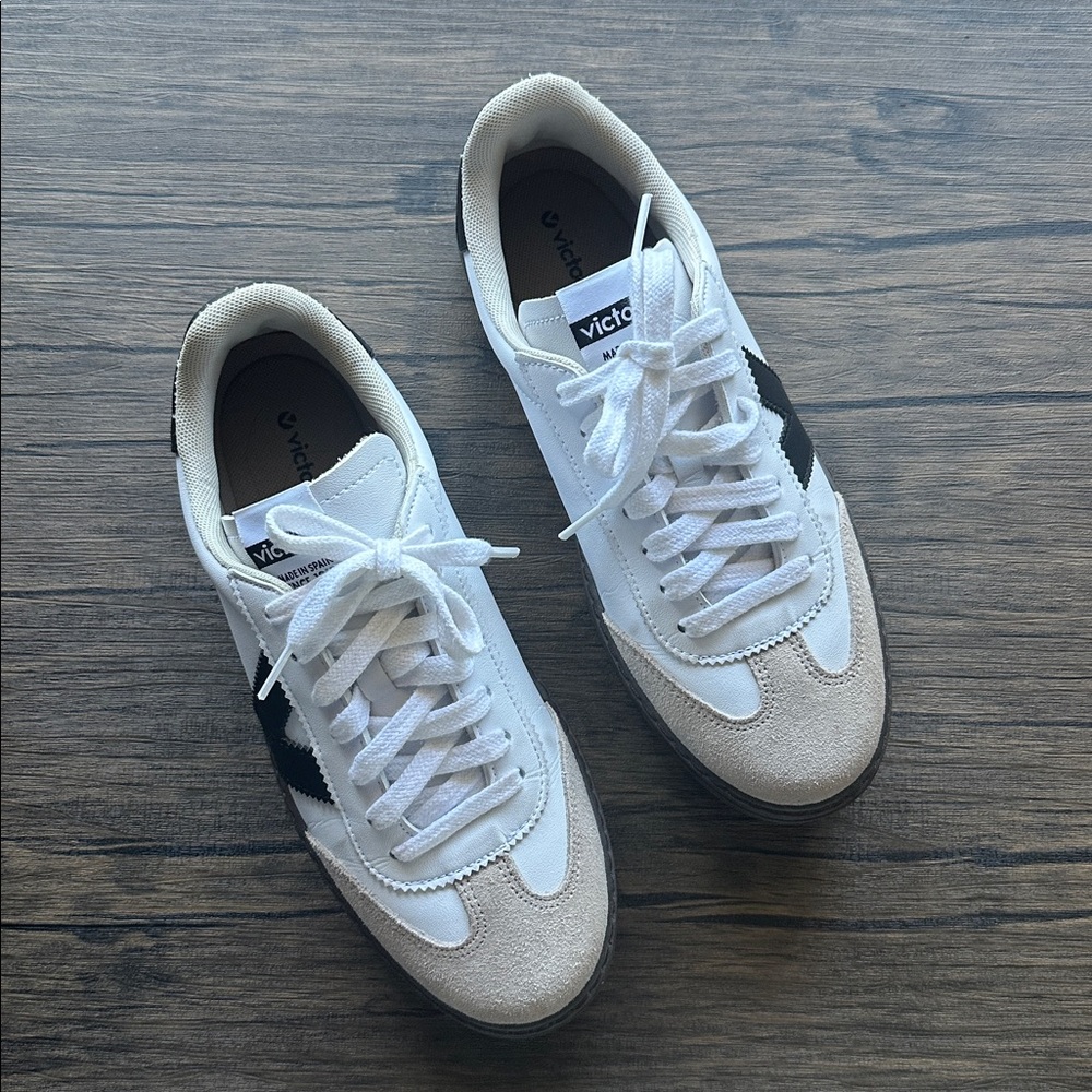 VICTORIA WOMEN’S SNEAKERS